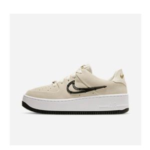 Nike Air Force 1 sage low LX